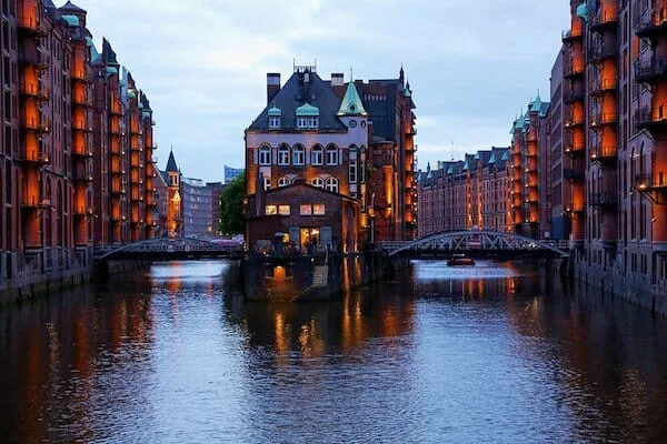 Two bridges in the Hafencity area of Hamburg over the rivers.