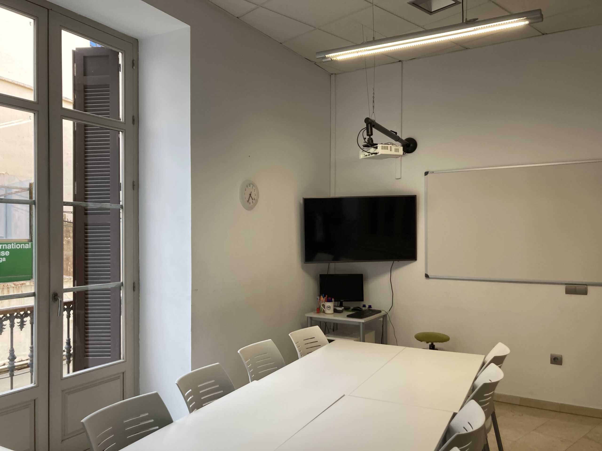 Our partner Spanish language school in Málaga – classroom.