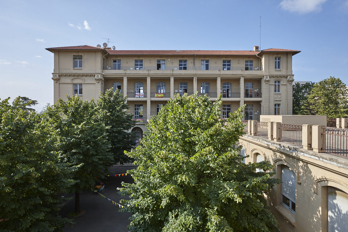 French Summer Camp Young Adults