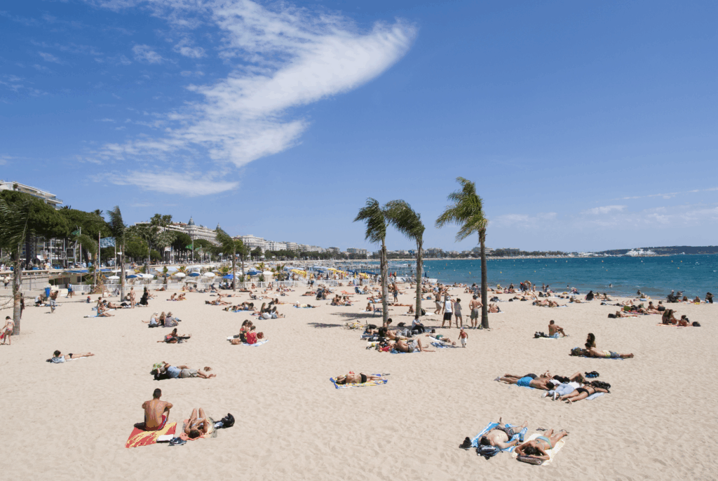 Cannes French Summer Camp (Ages 16–17)