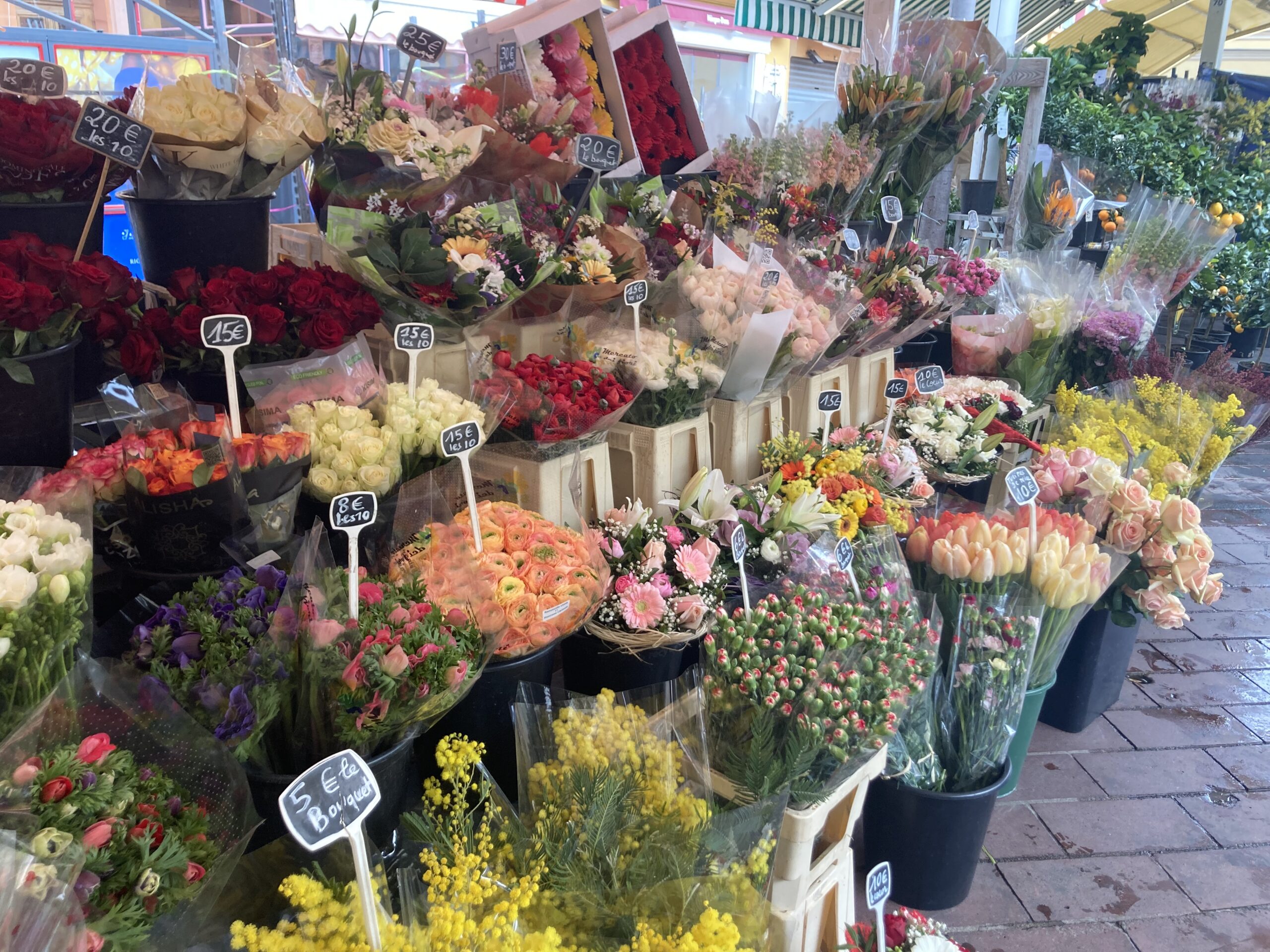 Photo of the flower market in Cours Saleya, Nice, France.