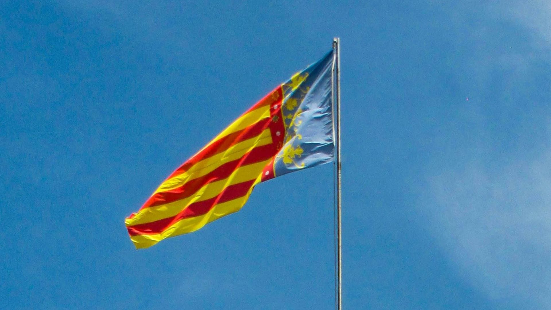 Speak Like a Local: An Introduction to Valencian for Travellers